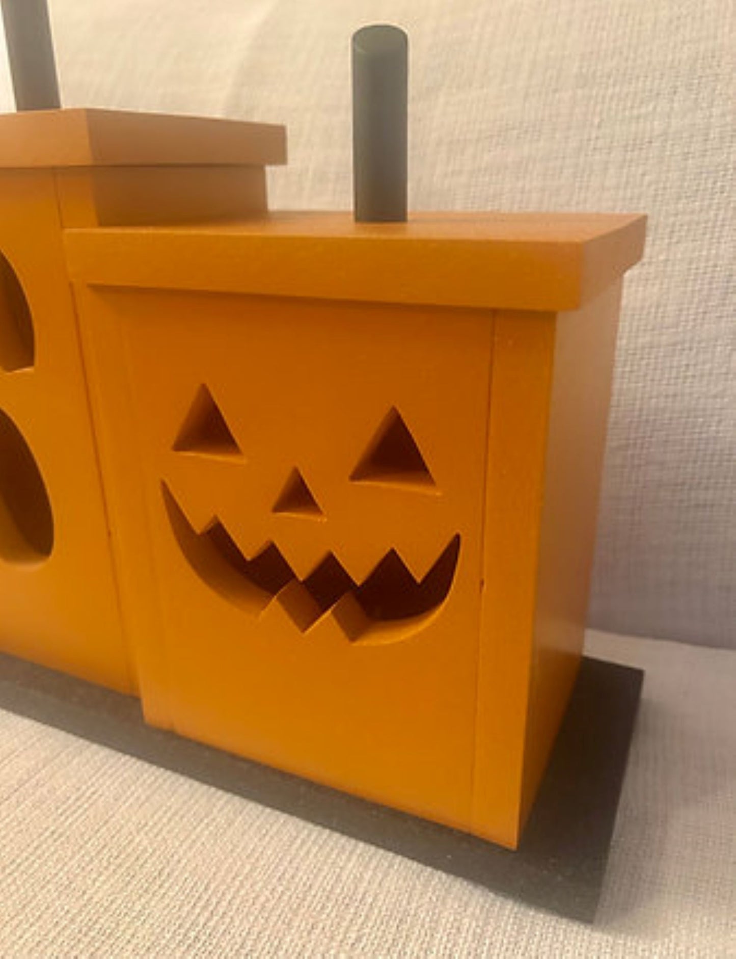 Pumpkin Patch Wooden Jack O' Lanterns